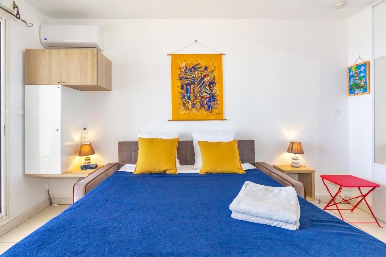 Oceanides - Studio Renove Avec Magnifique Vue Mer - Saint-Gilles-Les-Bains Exterior foto